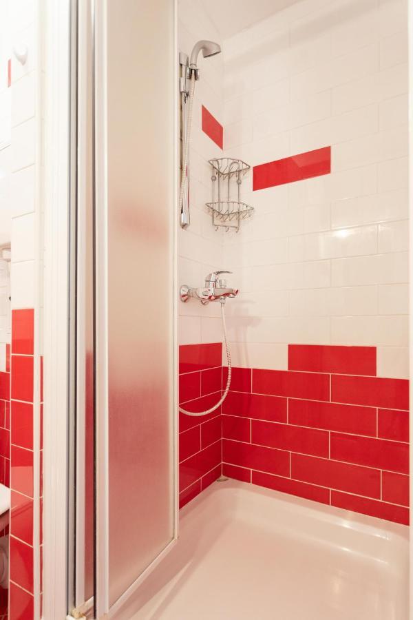 2Bdr Apartment With Balcony Near Maksimir Zagreb Ngoại thất bức ảnh