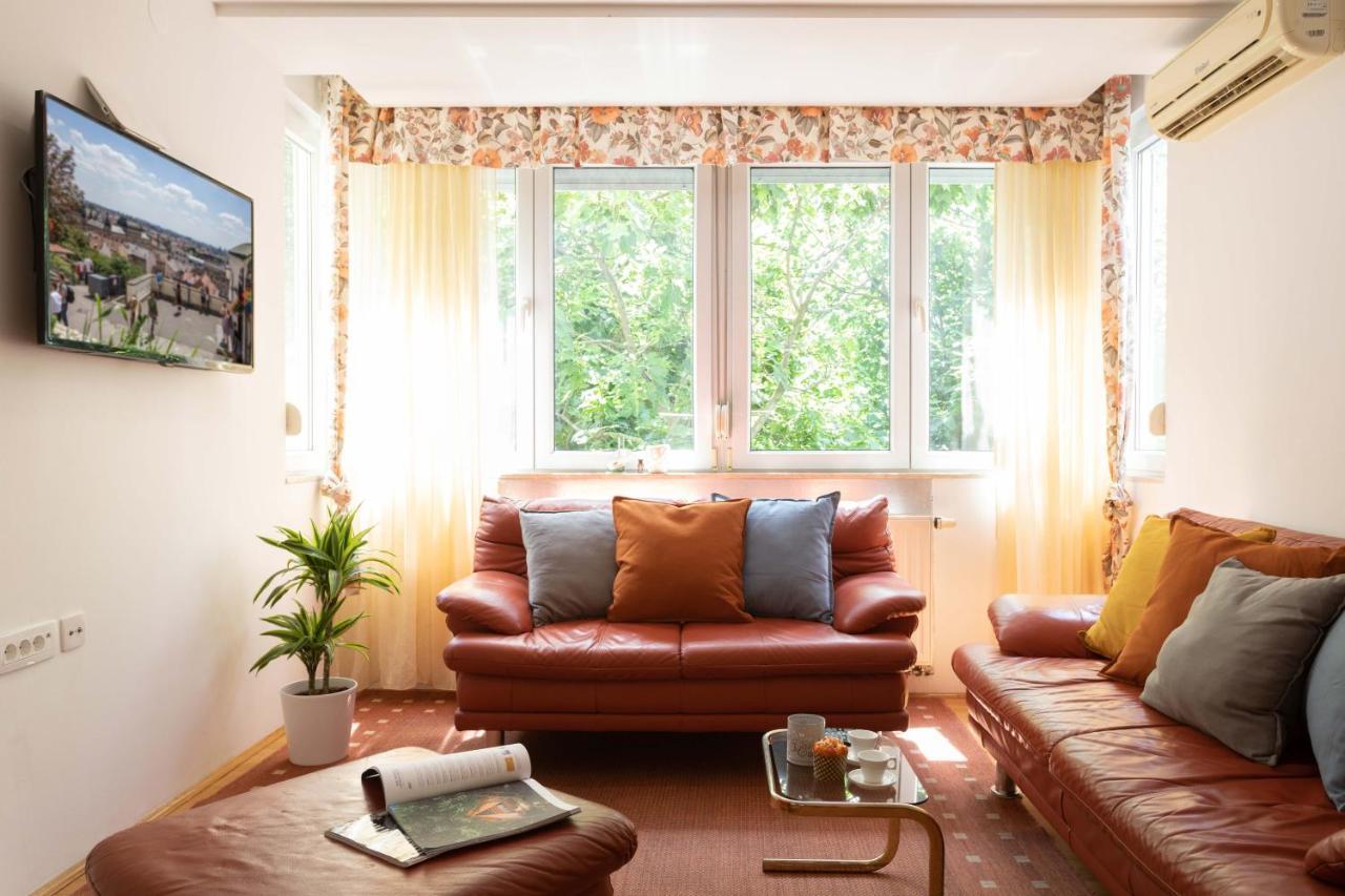 2Bdr Apartment With Balcony Near Maksimir Zagreb Ngoại thất bức ảnh